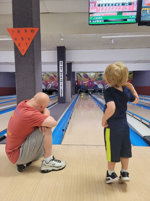 Garwood Lanes Picture 1