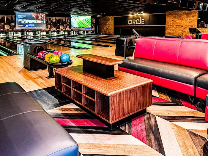 Circle Bowl & Entertainment Picture 8