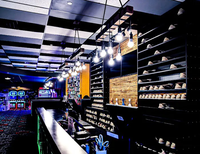 Circle Bowl & Entertainment Picture 6