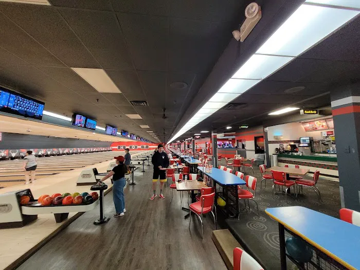 AMF Strathmore Lanes Picture 7