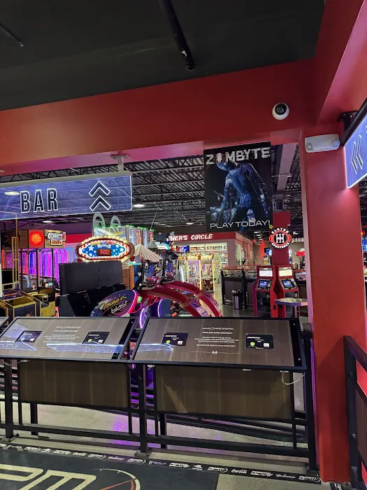 CT Bowling Alley by RPM - Lanes Picture 3