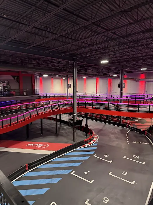 CT Bowling Alley by RPM - Lanes Picture 5