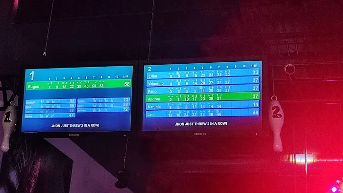 B1 Strike Bowling and Games Picture 1