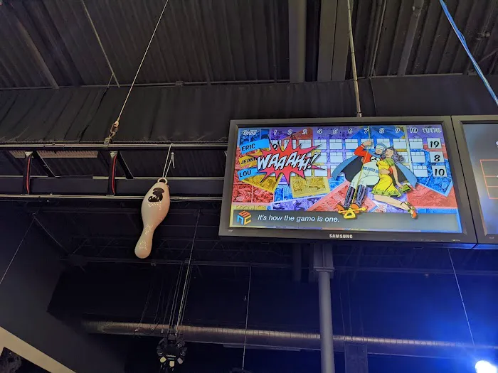 B1 Strike Bowling and Games Picture 10