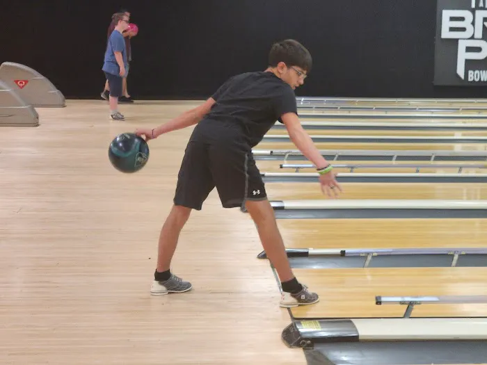 Break Point Bowl & Entertainment Picture 2