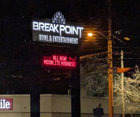 Break Point Bowl & Entertainment