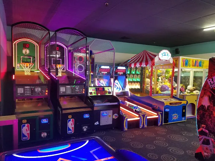 AMF Babylon Lanes Picture 4