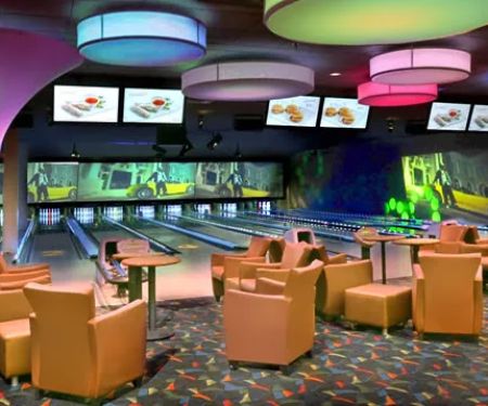 Lucky Strike Melville