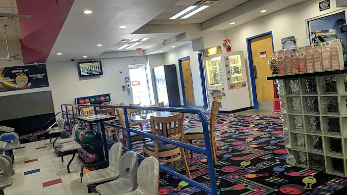 Strike 10 Lanes Deer Park Picture 8