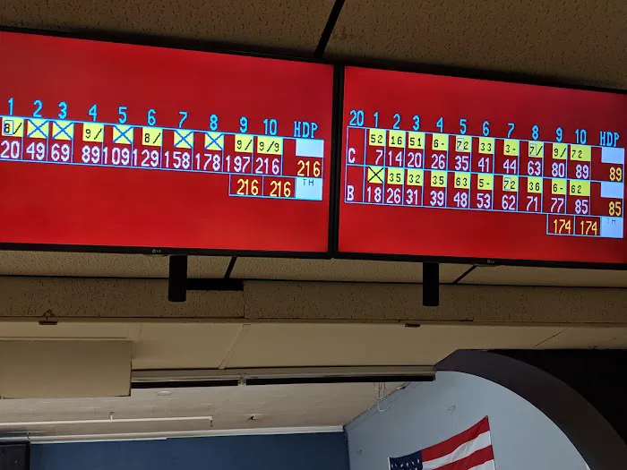 Larkfield Lanes Picture 2