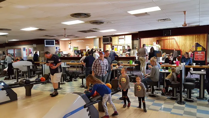 Pin Street at Warwick Picture 7