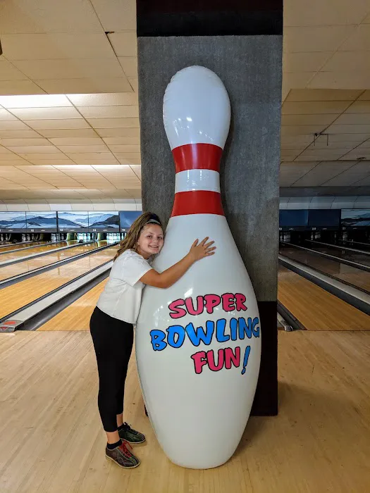 Pin Street at Warwick Picture 5