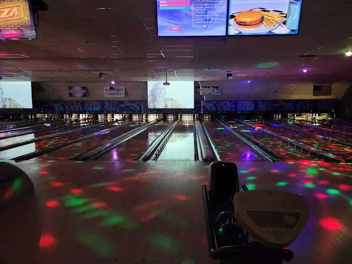 Sparta Lanes Picture 7