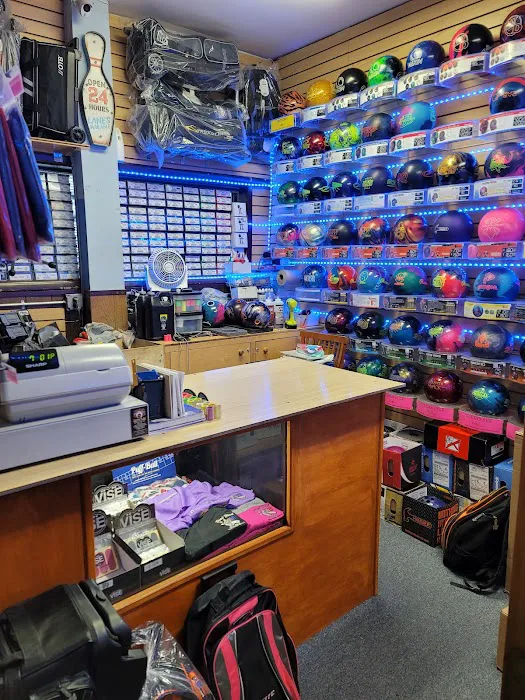 Dead Flush Pro Shop Picture 1