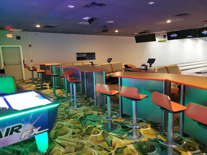 East Windsor Bowl & Recreation Center Picture 7