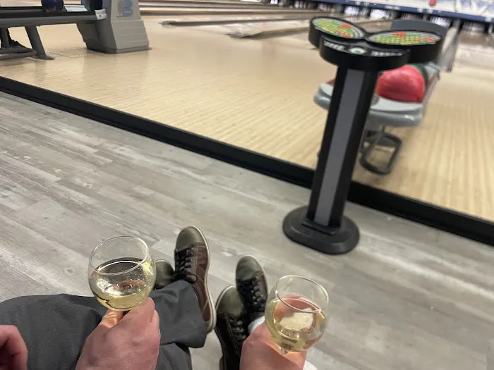 Shore Lanes Picture 7