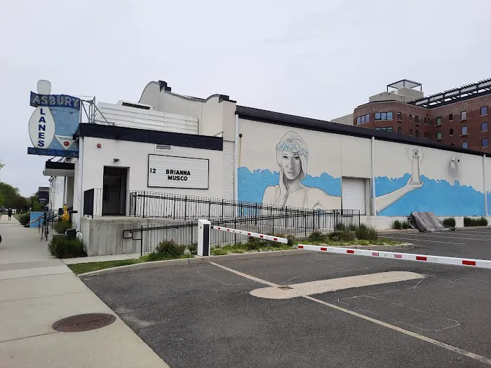 Asbury Lanes Picture 5