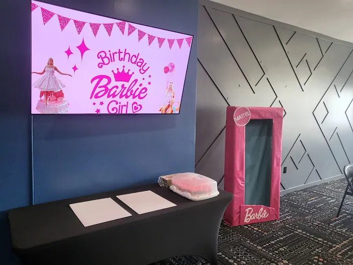 RevRates VIP - Bowling Entertainment Picture 6