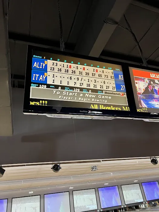 Spins Bowl Carmel Picture 2