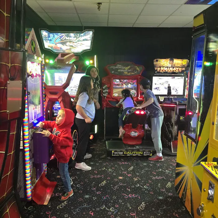 Pat Tarsio Lanes Picture 9