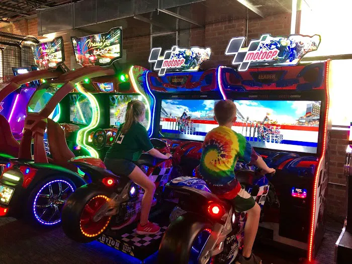 Spins Hudson Picture 1