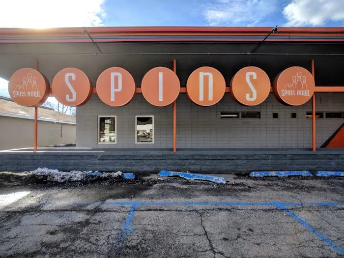 Spins Bowl Wappingers Picture 3