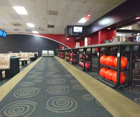 AMF Centereach Lanes