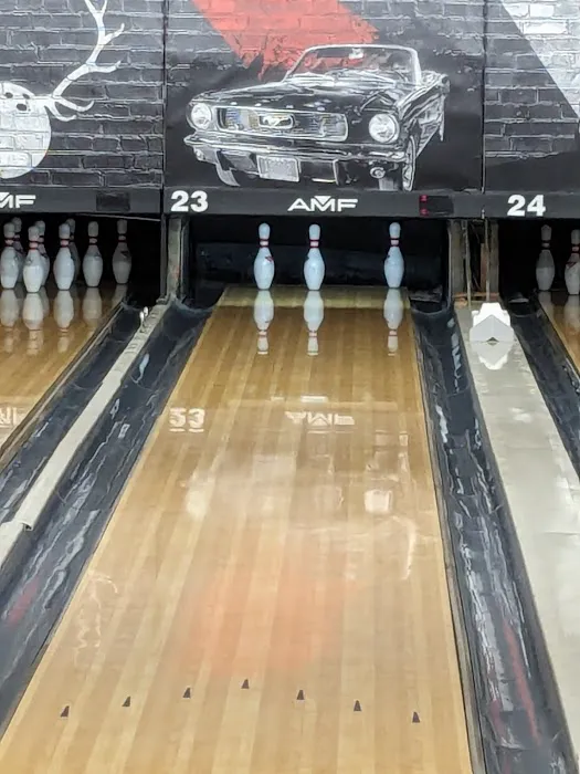 AMF Centereach Lanes Picture 7