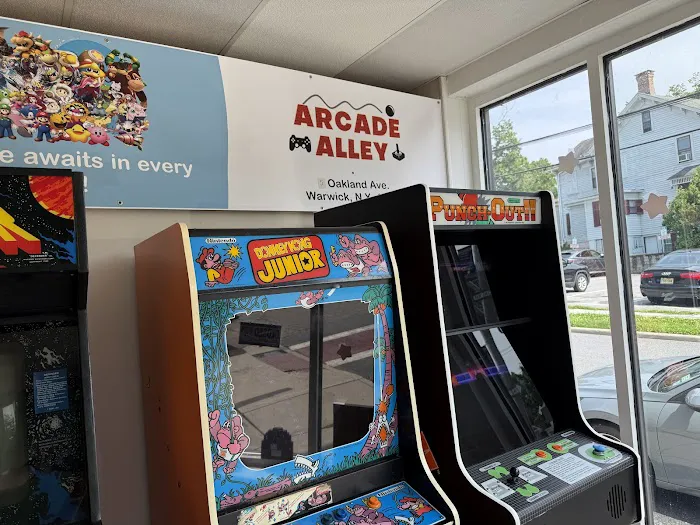 Arcade Alley Picture 6