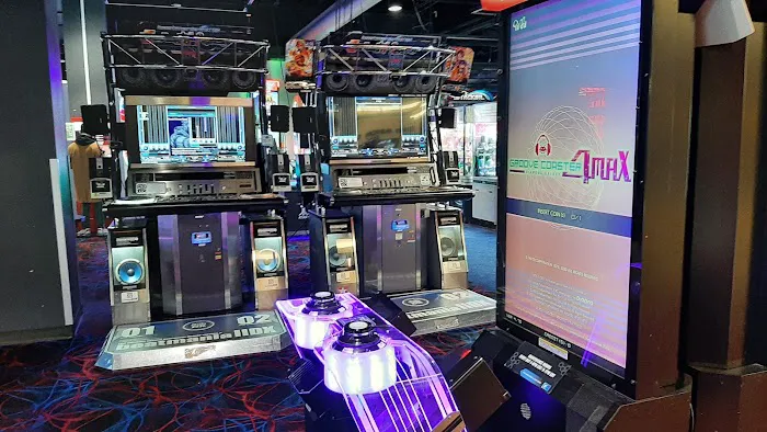 Round1 Bowling & Arcade Galleria at Crystal Run Picture 1