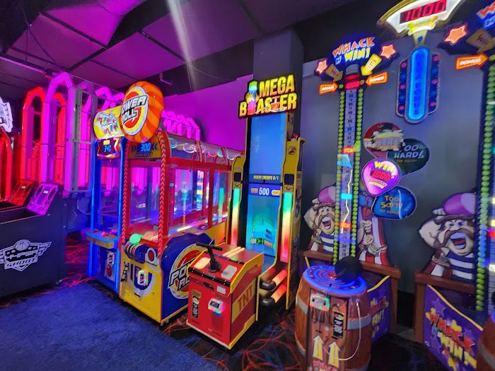 Round1 Bowling & Arcade Galleria at Crystal Run Picture 9