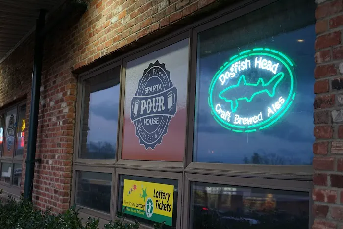 Sparta Pour House Picture 4