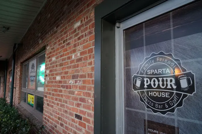 Sparta Pour House Picture 1