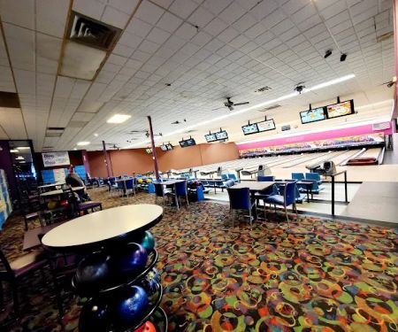 Skylanes Bowling Center