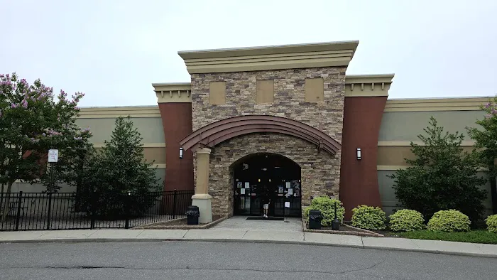 Colonial Bowling and Entertainment Picture 6