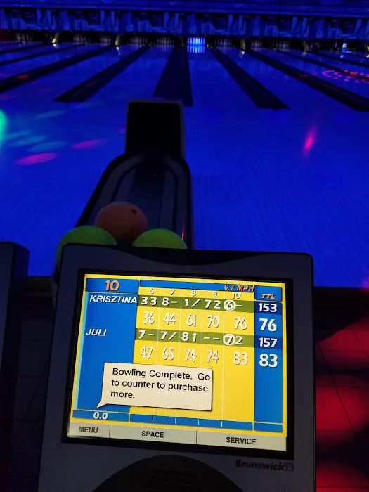 Finnigans Lanes Picture 4