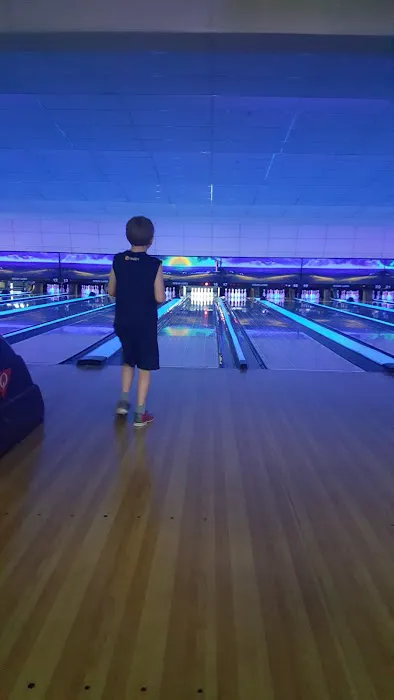 Ocean Lanes Picture 6