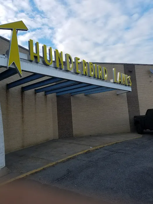 ThunderBowl Lanes Picture 4