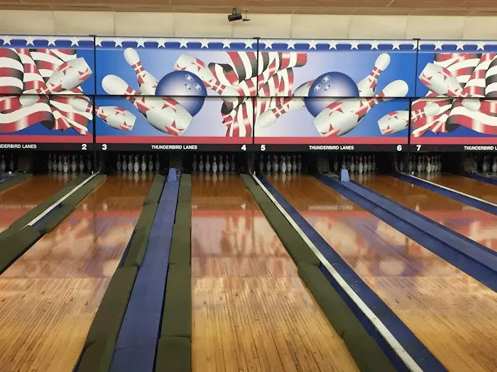 ThunderBowl Lanes Picture 7