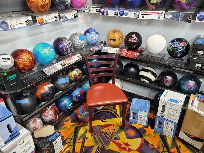 DKJ Pro Shop LLC Picture 8