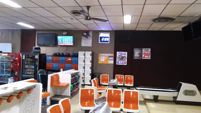 Slocum's Bowling, Bar, and Grille Picture 5