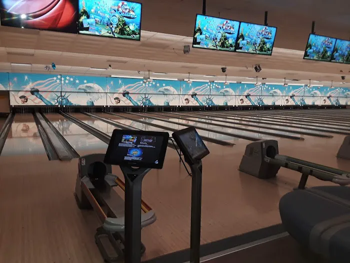 Fort Dix Bowling Center Picture 5