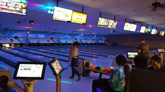 Fort Dix Bowling Center Picture 3
