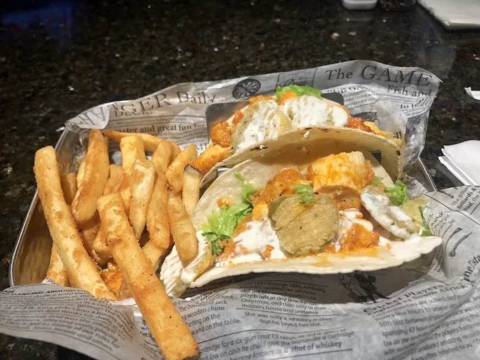 Uncle Buck's Fish Bowl and Grill Picture 9