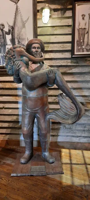 Uncle Buck's Fish Bowl and Grill Picture 1