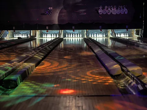 Devon Duckpin Bowling Lanes Picture 1