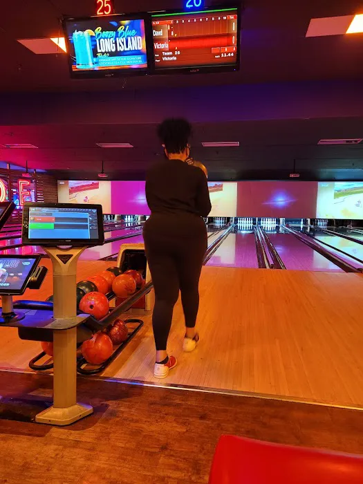 The Bowling Store - Milford, CT Picture 4