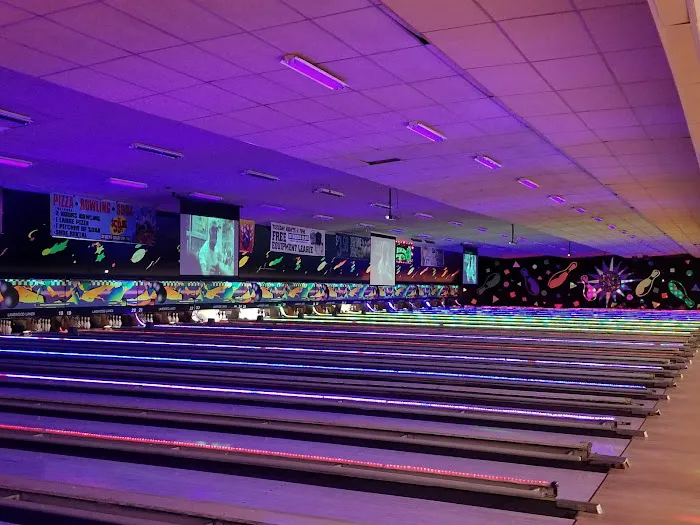 Lakewood Lanes Picture 5