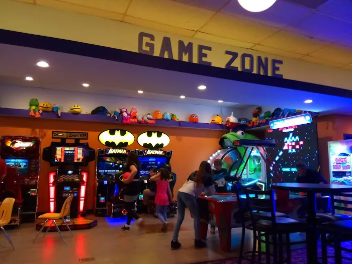 Lakewood Lanes Picture 8