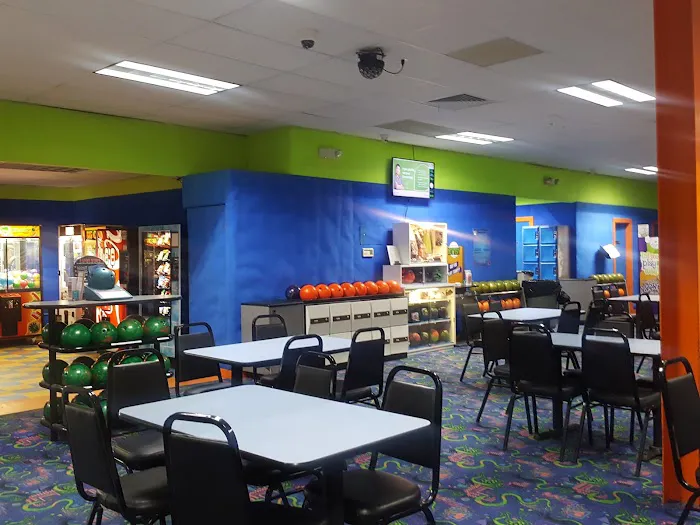 Thomaston Lanes Inc Picture 6